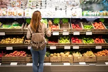 Les fruits et légumes moches : bientôt dans la Grande Distribution ?