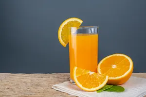 Préparez-vous vos propres jus de fruits pour éviter les emballages à usage unique.